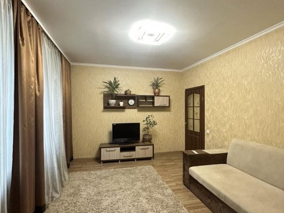 Оренда 2к квартири в центральній частині міста,вулиця Соборна. Рівне