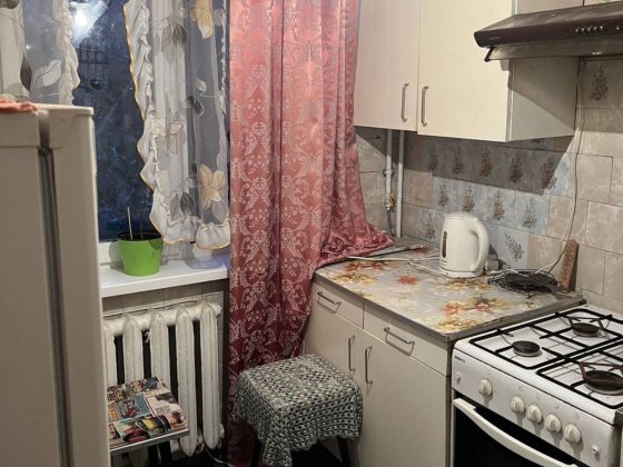 Автовокзал поруч зупинка маркет опт вільна Полтава