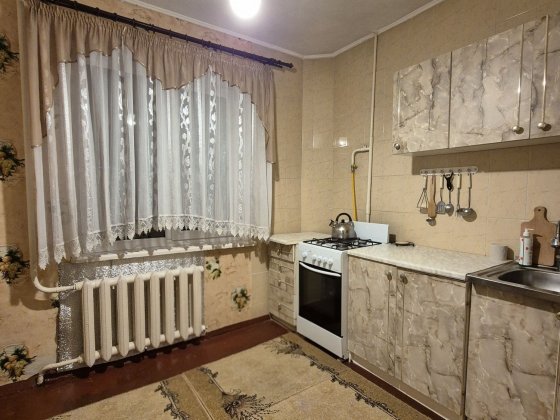 Здам 1-но кімнатну квартиру в районі 11-ї школи,вул.Відінська Рівне