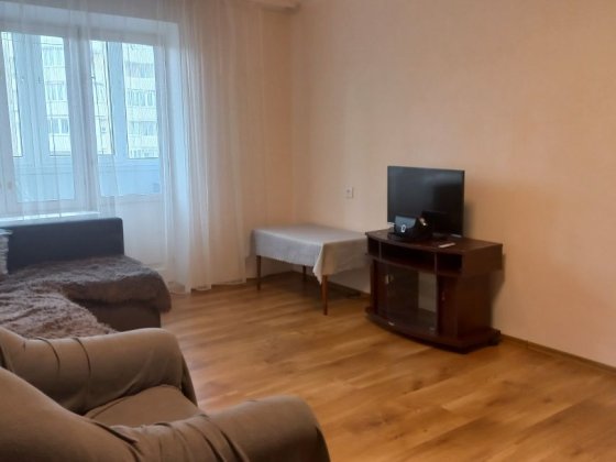 Оренда 1 кімнатної кв.+ страховий платіж.Власник Рівне