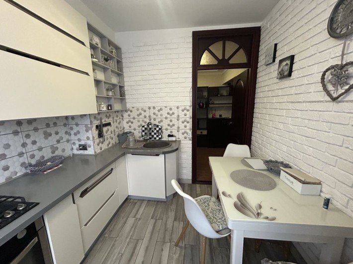 Оренда 2 кімн квартири, вул Генерала Безручка - фото 1