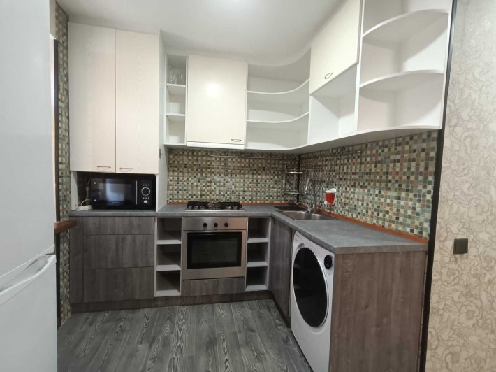 Поділ. 2к Тепло, Світло, Парковка. Гаряча вода! - фото 1