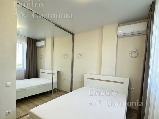 1-к Макдональдс , Закрытый двор Полтава