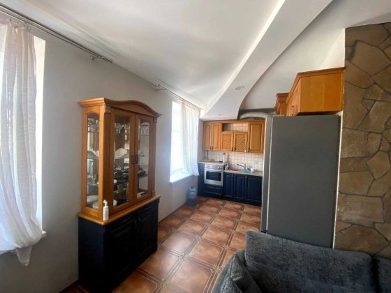 В оренду простора квартира В ЦЕНТРІ МІСТА!  вул. Д. Бортнянського Сумы