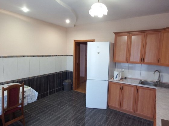 3 кімнатна квартира в оренду для охайної сім'ї або співоренди Ивано-Франковск