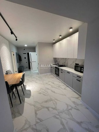 Здається в оренду велика 1-кімнатна квартира в Центрі. - фото 1