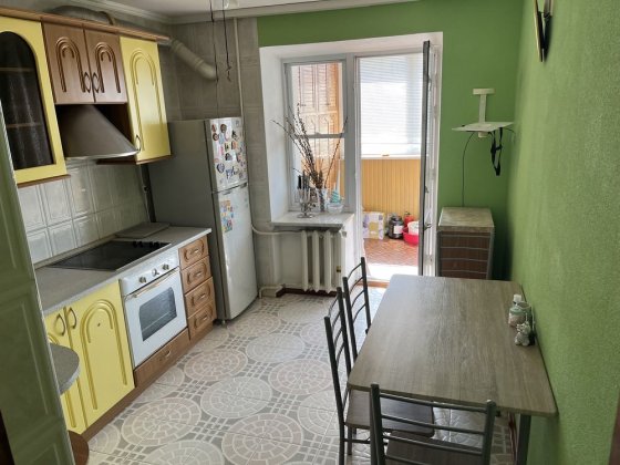 Аренда 2-ком. кв на Таврическом р-н 3х штыков в кирпичном доме Херсон