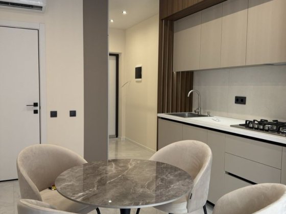 Будинок клубного типу поблизу центру Тернопіль