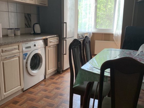 Сучасна квартира на Таврійському . Третій поверх . Район Таврія В . Херсон