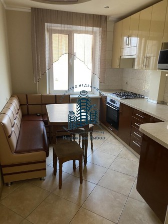 Довгострокова оренда 3-х кімнатної квартири в районі Левади! - фото 1