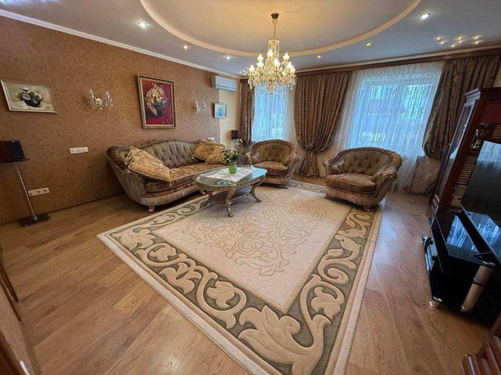 Сдам, Квартиру, Центр, 169м2, 2х-уровнева, Собственник, Свет автономно - фото 1