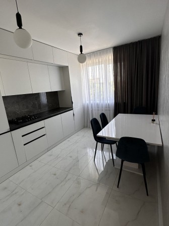 Терміново здається 2 км кварт р-н Проспекту, вільна,ключі! - фото 1