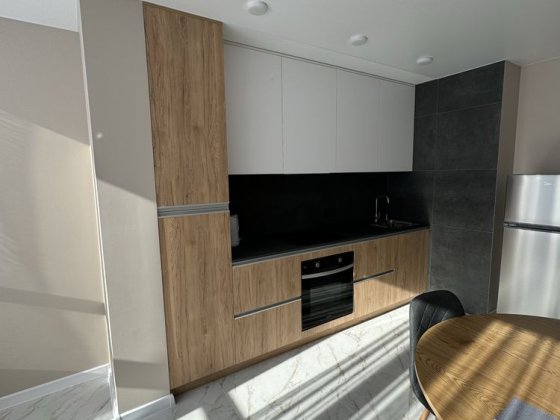 Пропоную гарну і сучасну квартиру в центрі міста, вільна з 1 березня! Черкаси