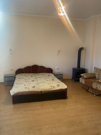 Оренда 2кім квартири напівособнячного типу - фото 1