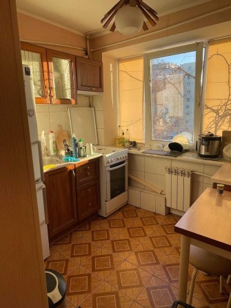 .Оренда 2х кімнатної квартири, (1 кімната закрита)Центр міста. - фото 1