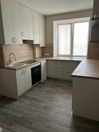 3-кімнатна квартира в новобудові Митниця з панорамн. вікнами на Дніпро - фото 1