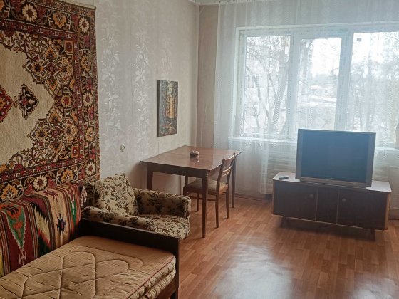 Сдам 2-х ком квартиру Нива Чернигов