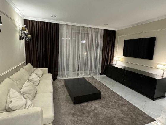 Аренда 3-х ком. кв. ЖК Бартоломео, генератор: лифт, вода, отопление! Дніпро