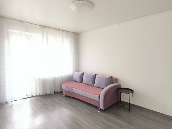 1 комнатная квартира на Победе-5, бульвар Славы Днепр