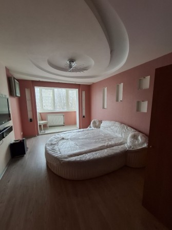 Аренда 2к квартири проспект Героев - фото 1