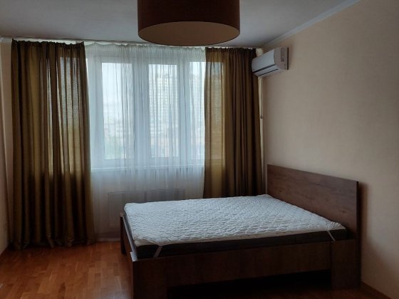 Здам 2х кімнатну Максимовича 3г, метро Васильківська, ЖК 4 сезону Київ