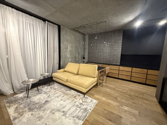 Здається 3к квартира  у центрі міста (ЖК Новодворянський) - фото 1