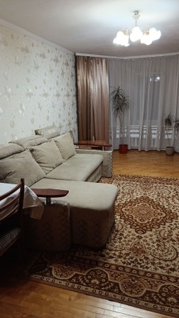 Сдам  2х комнатную квартиру - фото 1