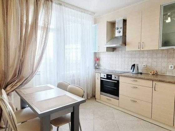 Оренда однокімнатної квартири 48м. пер.Феодосіївський 14 ,м.Деміївська Київ