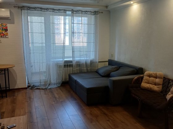 Сдам 1комнатную квартиру на Поля Дніпро