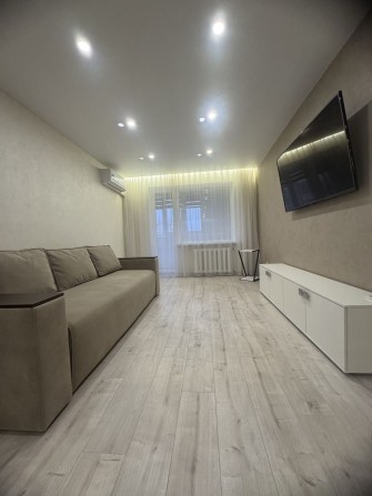 Оренда 1 кімн.кв в центрі  Південного мкр-ну Ремонт 5/9 - фото 1