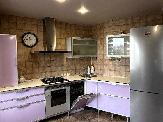 Аренда трехкомнатной квартиры в центре Запорожье