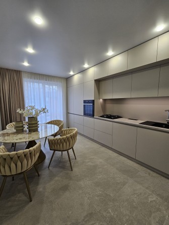 Оренда однокімнатної квартири в ГРАНД СИТИ ДОМБРОВСЬКИЙ - фото 1