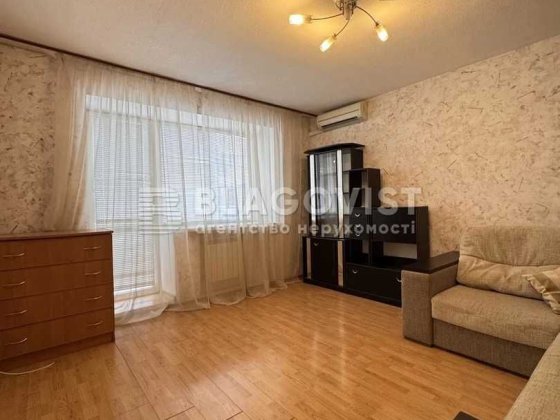 Оренда простороі 1-к, вул. Лукʼянівська 63 Київ