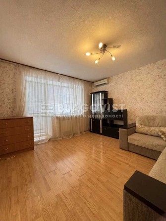 Оренда простороі 1-к, вул. Лукʼянівська 63 - фото 1