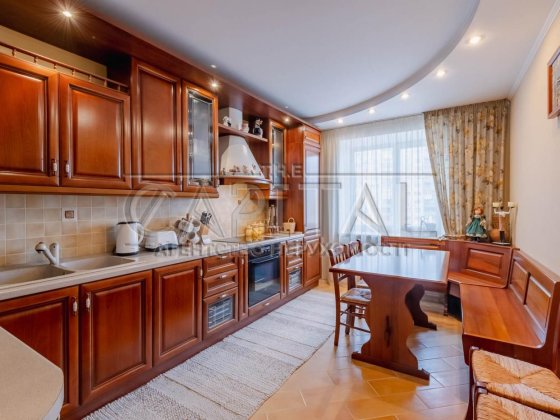 Оренда квартири, вул. Левка Лук’яненка, Оболонь Киев