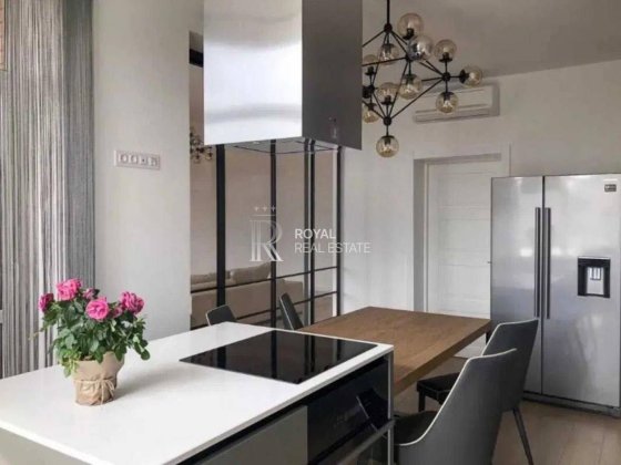 Оренда 4к з авторським ремонтом. Лесі Українки бульв., 7А Киев