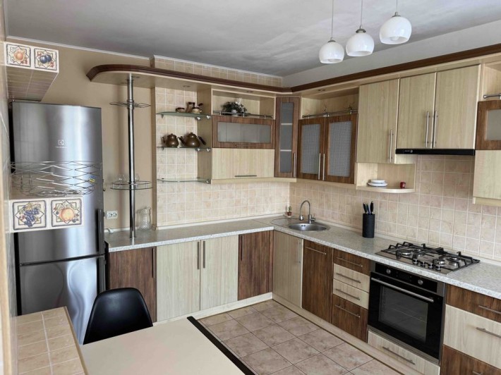 Здам в оренду квартиру у центрі міста - фото 1