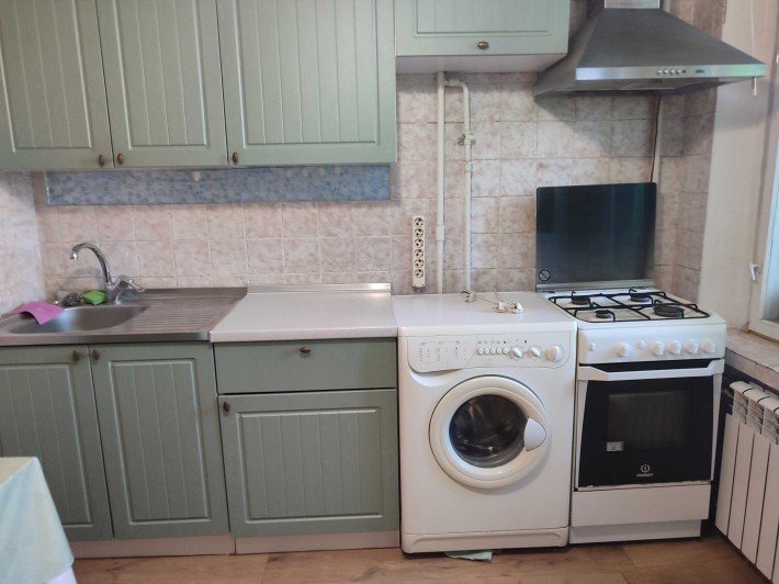 Оренда 1к.кв, м.Оболонь 7хв. пішки, вул.В.Івасюка 9А - фото 1