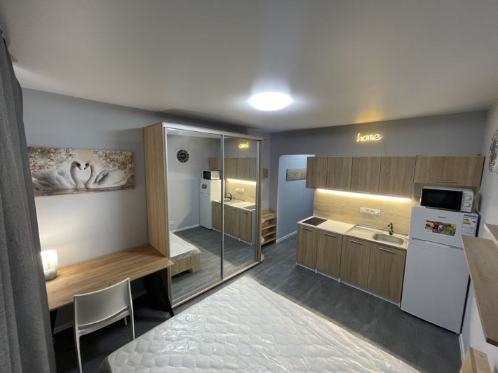 Оренда смарт квартири ,поверх 2, резерв, біля метро Харківська - фото 1