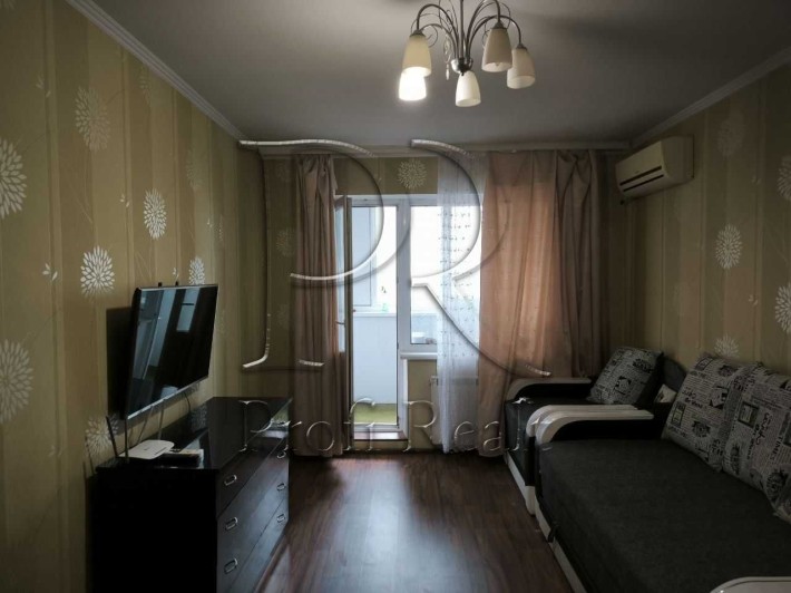 Оренда 2 квартири косметичний рем метро Харківська/Вирлиця/Вербицького - фото 1