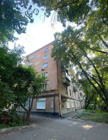 Здам 3-кімнатну квартиру, Печерськ, м. Кловська — 2 хв - фото 1