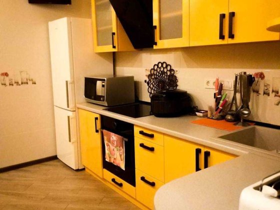 Здаю гарну квартиру в  ЖК "Богатирський"! Генератор є.Опалення. Київ