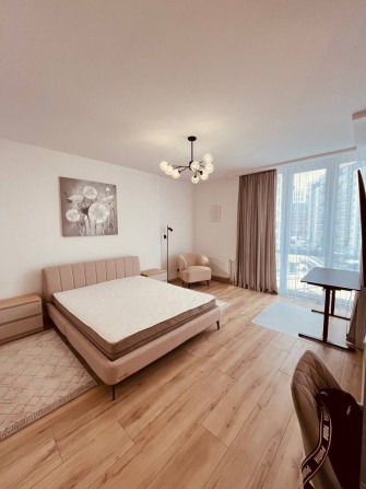 Оренда квартири - студії ЖК Велика Британія (Ближній центр) - фото 1