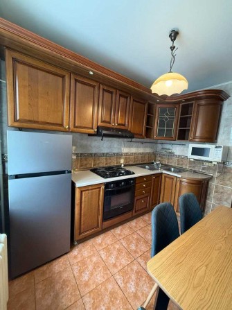 оренда 3 кімнатноЇ квартири біля центрального ринку - фото 1