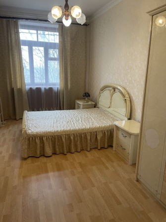 Сдаю 3-х ком квартиру сталинку в Центре - фото 1