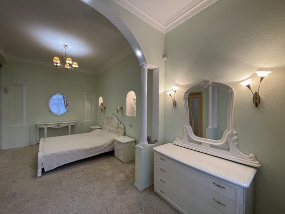 Без комиссии 2х комн.кв., ул. Велика Васильківська 58,метро Олимпийска Киев