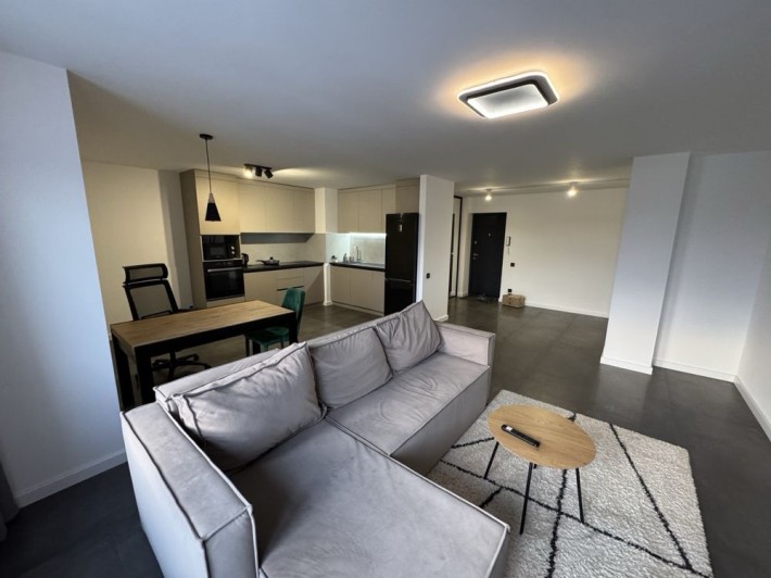 Оренда квартири в новобудові вул. Зелена, кухня вітальня+ізол. спальня - фото 1