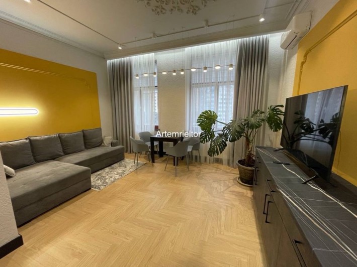 ЖК Корона Аркадия Генуэзская квартира 80м2 без выселения/новый ремонт - фото 1