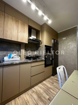 Сдам 3к квартиру 63м2 на Набережной Победы. Ремонт! Район Победа - фото 1