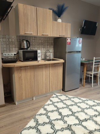 На Сахарова  сдам уютную смарт квартиру с видом на море от хозяина - фото 1